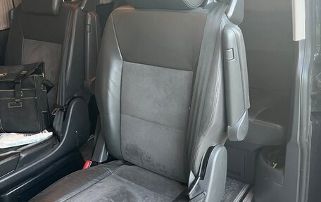 Volkswagen Multivan T5, 2012 год, 2 100 000 рублей, 8 фотография