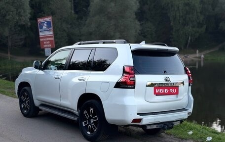 Toyota Land Cruiser Prado 150 рестайлинг 2, 2017 год, 4 100 000 рублей, 4 фотография