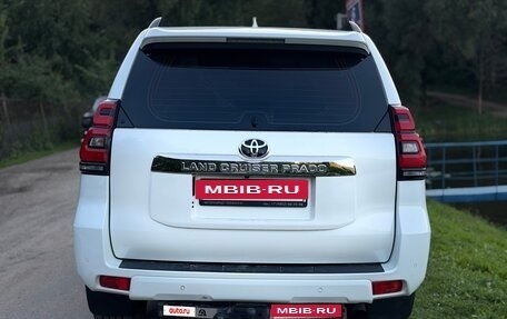 Toyota Land Cruiser Prado 150 рестайлинг 2, 2017 год, 4 100 000 рублей, 6 фотография