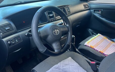 Toyota Corolla, 2004 год, 470 000 рублей, 5 фотография