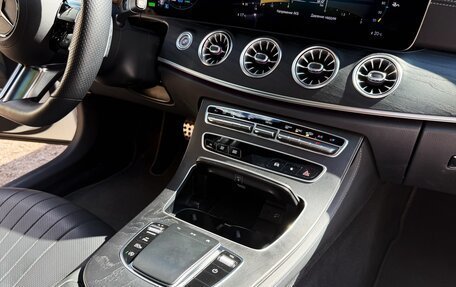 Mercedes-Benz CLS, 2021 год, 6 300 000 рублей, 22 фотография