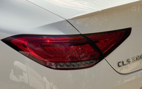 Mercedes-Benz CLS, 2021 год, 6 300 000 рублей, 31 фотография