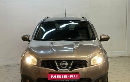 Nissan Qashqai+2 I, 2011 год, 930 000 рублей, 2 фотография