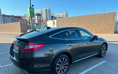 Honda Crosstour I рестайлинг, 2013 год, 2 050 000 рублей, 6 фотография