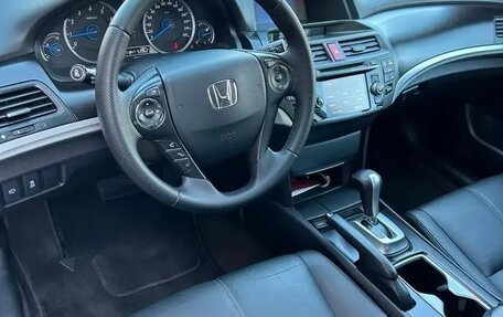 Honda Crosstour I рестайлинг, 2013 год, 2 050 000 рублей, 13 фотография