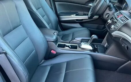 Honda Crosstour I рестайлинг, 2013 год, 2 050 000 рублей, 14 фотография
