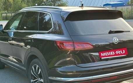 Volkswagen Touareg III, 2019 год, 3 899 999 рублей, 4 фотография