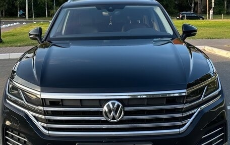 Volkswagen Touareg III, 2019 год, 3 899 999 рублей, 6 фотография
