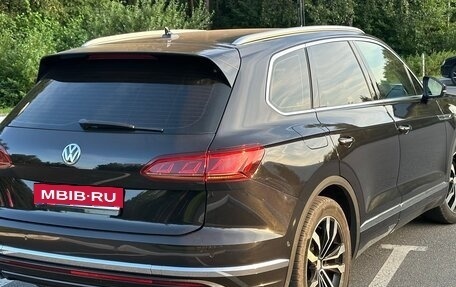 Volkswagen Touareg III, 2019 год, 3 899 999 рублей, 3 фотография