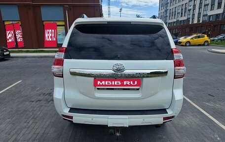 Toyota Land Cruiser Prado 150 рестайлинг 2, 2014 год, 3 200 000 рублей, 4 фотография