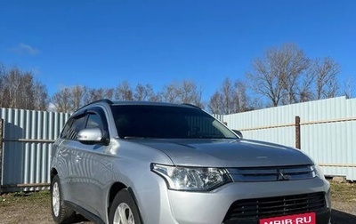 Mitsubishi Outlander III рестайлинг 3, 2012 год, 1 150 000 рублей, 1 фотография