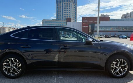 Hyundai Sonata VIII, 2021 год, 2 100 000 рублей, 4 фотография