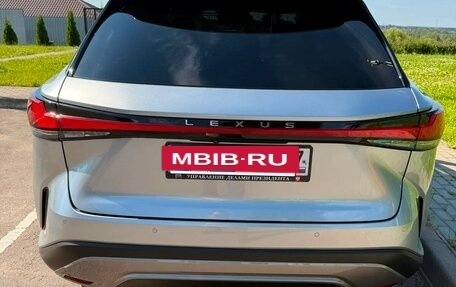Lexus RX IV рестайлинг, 2022 год, 8 900 000 рублей, 8 фотография