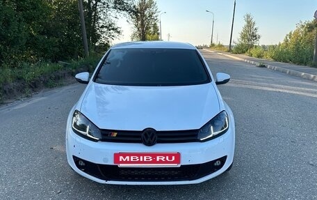 Volkswagen Golf VI, 2011 год, 700 000 рублей, 2 фотография
