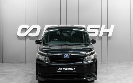 Toyota Voxy III, 2015 год, 1 749 000 рублей, 3 фотография