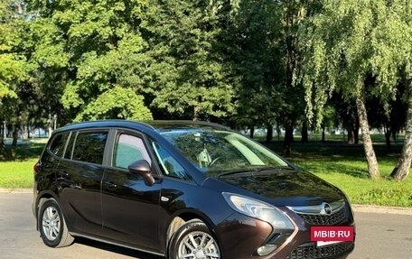 Opel Zafira C рестайлинг, 2012 год, 1 300 000 рублей, 2 фотография