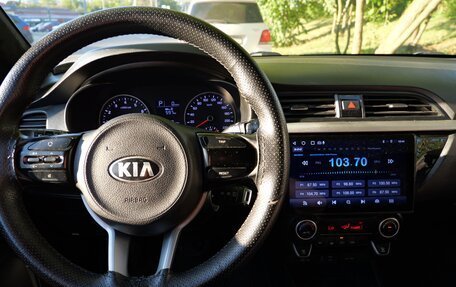KIA Rio IV, 2018 год, 975 000 рублей, 9 фотография