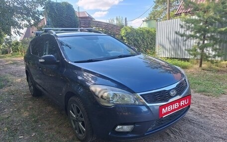 KIA cee'd I рестайлинг, 2011 год, 690 000 рублей, 3 фотография