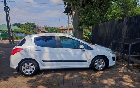 Peugeot 308 II, 2011 год, 700 000 рублей, 2 фотография