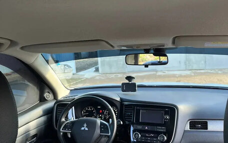 Mitsubishi Outlander III рестайлинг 3, 2012 год, 1 150 000 рублей, 4 фотография