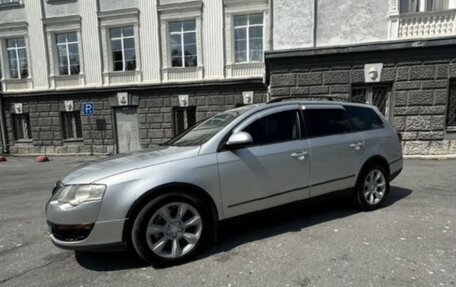 Volkswagen Passat B6, 2007 год, 700 000 рублей, 1 фотография