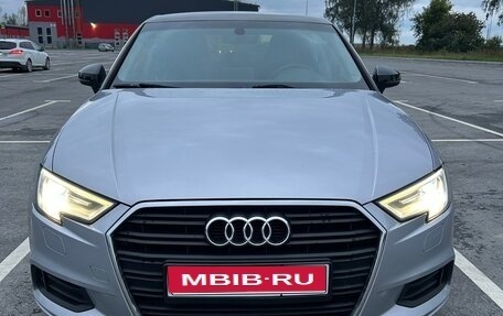 Audi A3, 2019 год, 1 820 000 рублей, 1 фотография