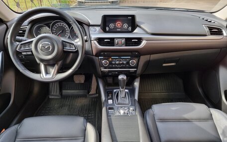 Mazda 6, 2017 год, 2 320 000 рублей, 14 фотография