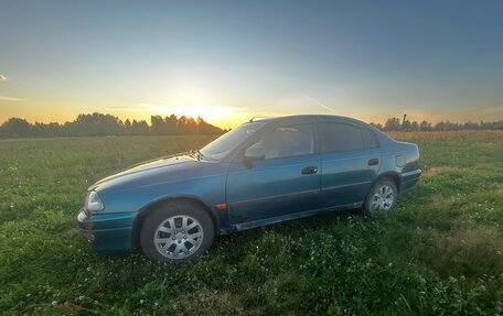 Toyota Avensis III рестайлинг, 1998 год, 270 000 рублей, 6 фотография