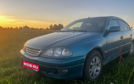 Toyota Avensis III рестайлинг, 1998 год, 270 000 рублей, 2 фотография