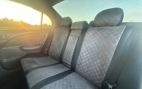 Toyota Avensis III рестайлинг, 1998 год, 270 000 рублей, 13 фотография