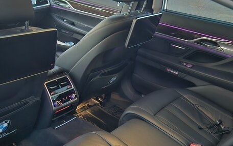 BMW 7 серия, 2017 год, 3 350 000 рублей, 7 фотография