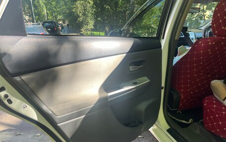 Toyota Prius Alpha I (ZVW40/41), 2014 год, 1 000 001 рублей, 6 фотография