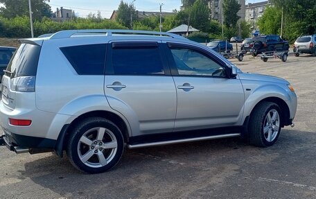 Mitsubishi Outlander III рестайлинг 3, 2008 год, 818 000 рублей, 7 фотография
