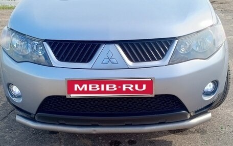 Mitsubishi Outlander III рестайлинг 3, 2008 год, 818 000 рублей, 24 фотография