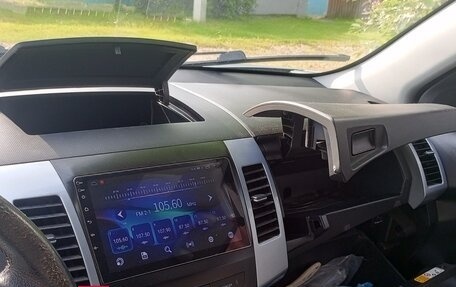 Mitsubishi Outlander III рестайлинг 3, 2008 год, 818 000 рублей, 31 фотография