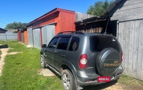 Chevrolet Niva I рестайлинг, 2012 год, 420 000 рублей, 3 фотография