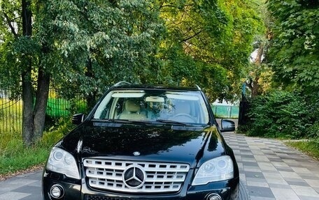 Mercedes-Benz M-Класс, 2010 год, 1 400 000 рублей, 1 фотография