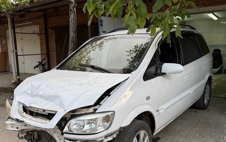 Opel Zafira A рестайлинг, 2005 год, 150 000 рублей, 3 фотография