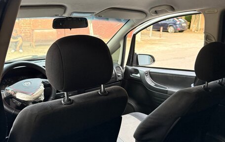 Opel Zafira A рестайлинг, 2005 год, 150 000 рублей, 10 фотография