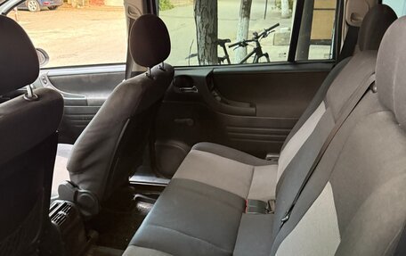 Opel Zafira A рестайлинг, 2005 год, 150 000 рублей, 9 фотография