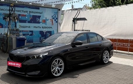 BMW 5 серия, 2024 год, 7 150 000 рублей, 3 фотография
