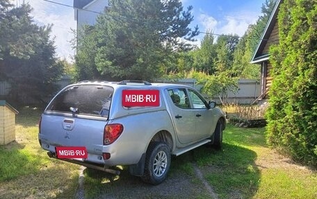 Mitsubishi L200 IV рестайлинг, 2012 год, 800 000 рублей, 3 фотография