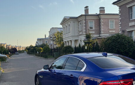 Jaguar XE I рестайлинг, 2017 год, 2 150 000 рублей, 6 фотография
