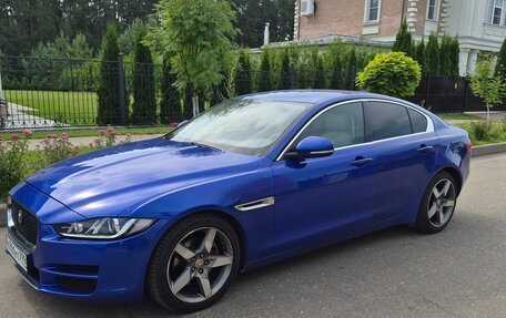 Jaguar XE I рестайлинг, 2017 год, 2 150 000 рублей, 10 фотография