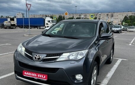 Toyota RAV4, 2015 год, 1 790 000 рублей, 1 фотография