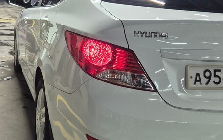 Hyundai Solaris II рестайлинг, 2014 год, 1 100 000 рублей, 5 фотография