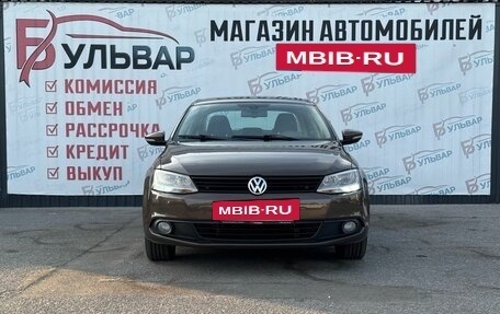 Volkswagen Jetta VI, 2011 год, 830 000 рублей, 2 фотография
