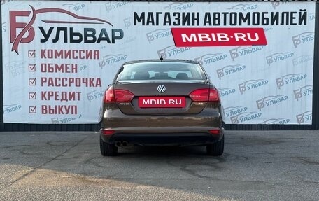 Volkswagen Jetta VI, 2011 год, 830 000 рублей, 5 фотография