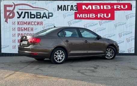 Volkswagen Jetta VI, 2011 год, 830 000 рублей, 6 фотография