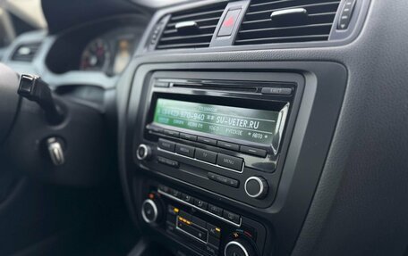 Volkswagen Jetta VI, 2011 год, 830 000 рублей, 23 фотография